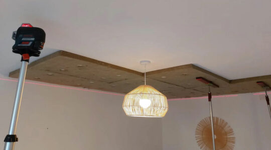 Pose d'un plafond tendu